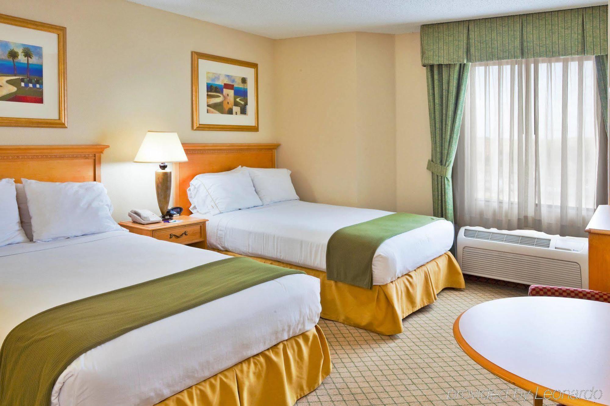 Holiday Inn Express & Suites - Nearest Universal Orlando By Ihg Camera foto
