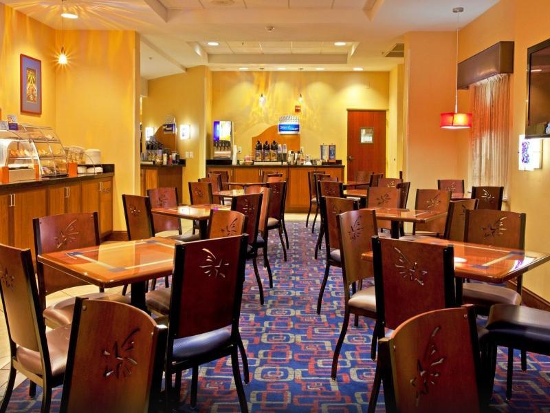 Holiday Inn Express & Suites - Nearest Universal Orlando By Ihg Esterno foto