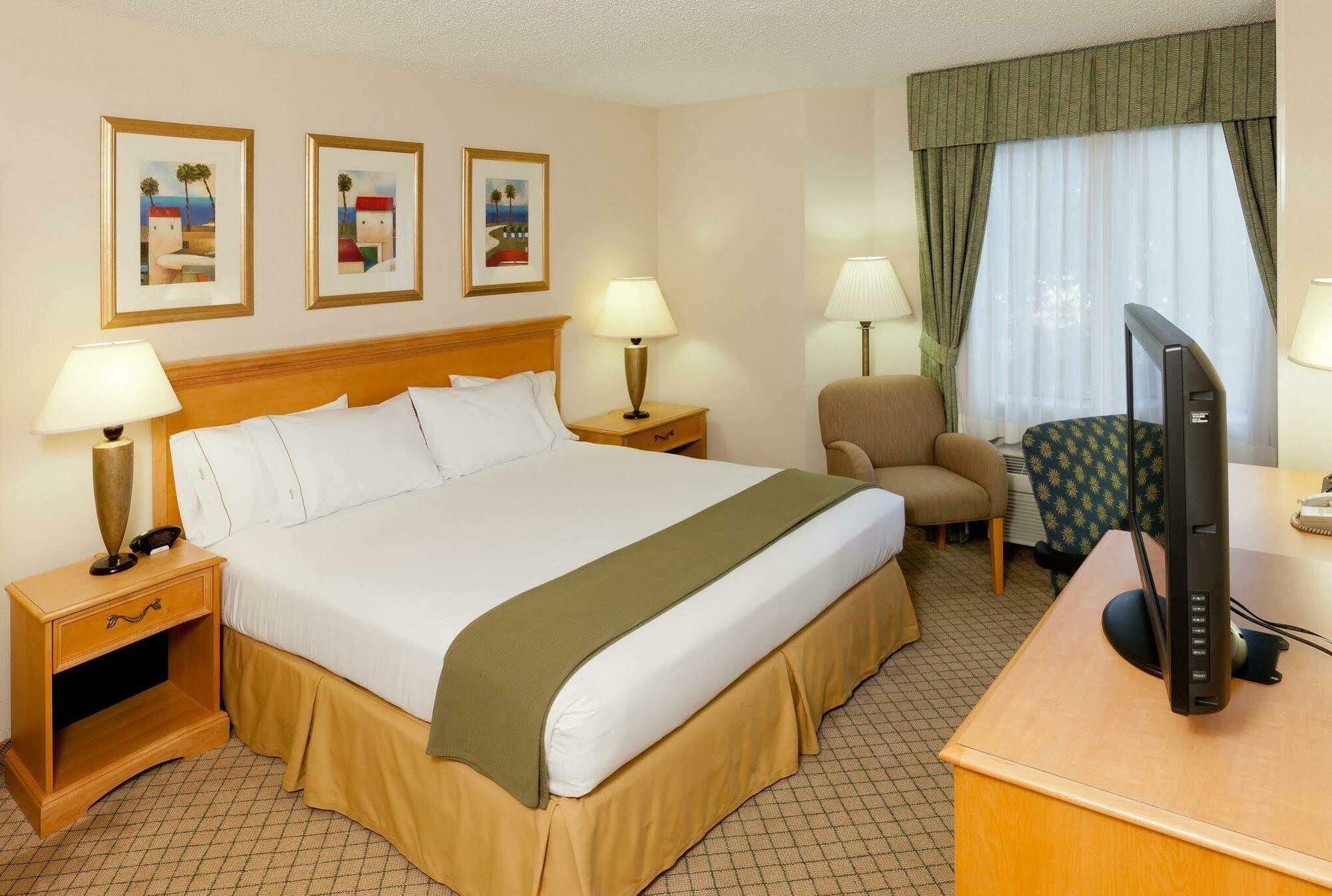 Holiday Inn Express & Suites - Nearest Universal Orlando By Ihg Esterno foto