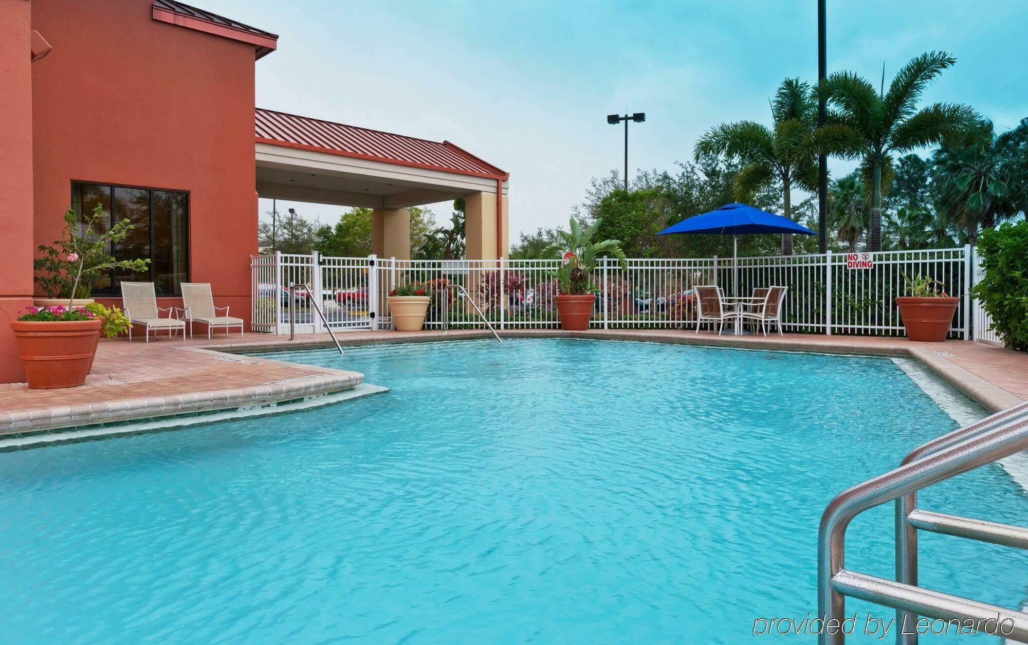 Holiday Inn Express & Suites - Nearest Universal Orlando By Ihg Esterno foto
